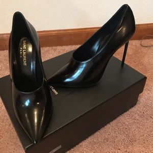 SAINT LAURENT Teddy High-vamp Patent Pump Size 7
